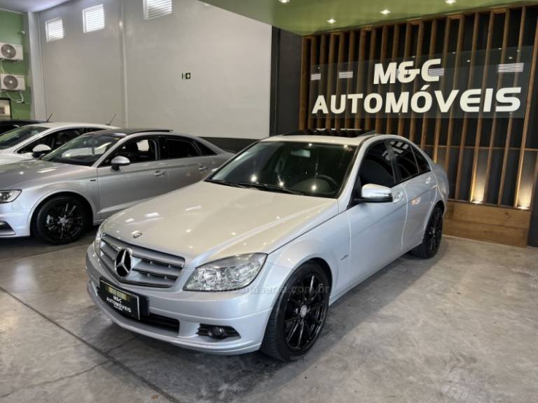 MERCEDES-BENZ - C 180 K - 2010/2010 - Prata - R$ 54.900,00