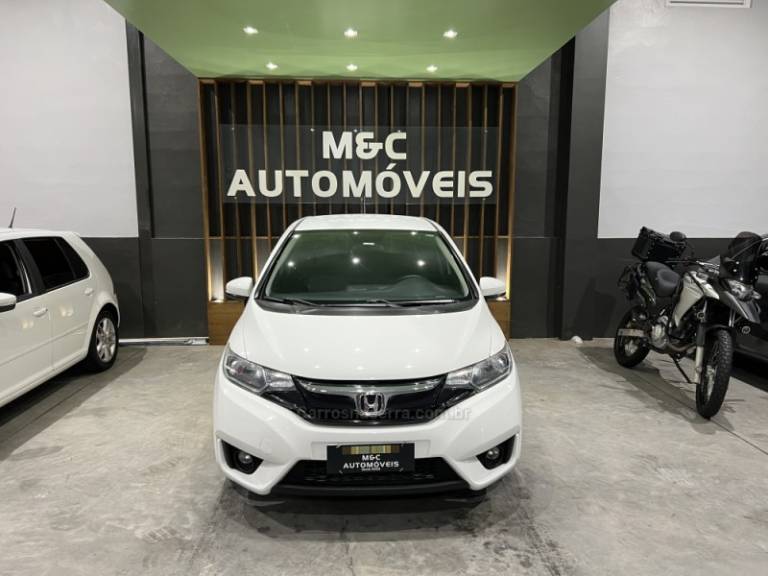 HONDA - FIT - 2014/2015 - Branca - R$ 64.900,00