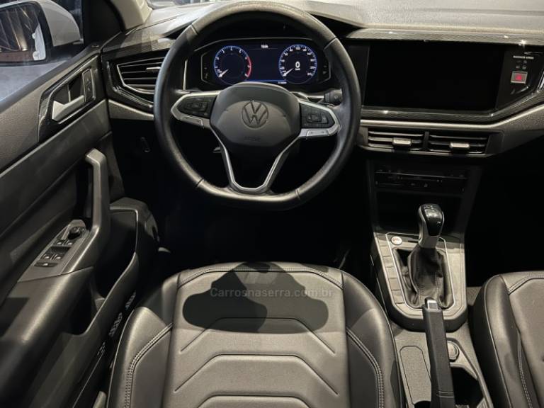 VOLKSWAGEN - POLO - 2023/2023 - Branca - R$ 91.900,00