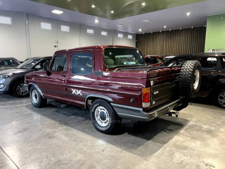 FORD - F-1000 - 1989/1990 - Vermelha - R$ 69.900,00