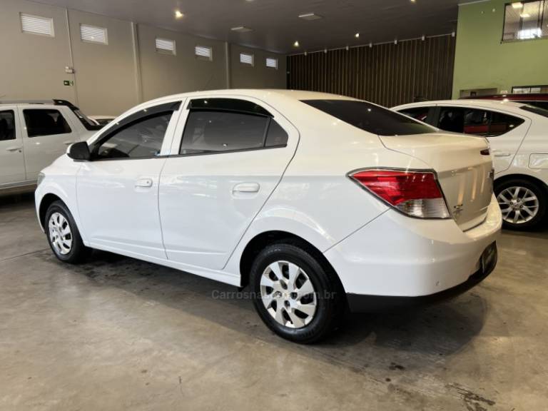 CHEVROLET - PRISMA - 2014/2014 - Branca - R$ 43.900,00