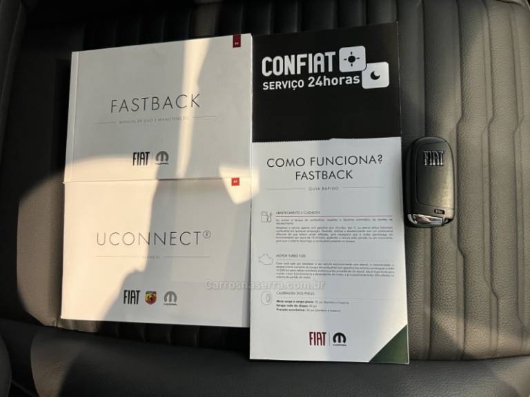 FIAT - FASTBACK - 2023/2024 - Cinza - R$ 122.900,00