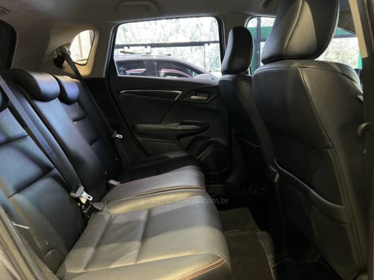 HONDA - WRV - 2019/2020 - Cinza - R$ 87.900,00