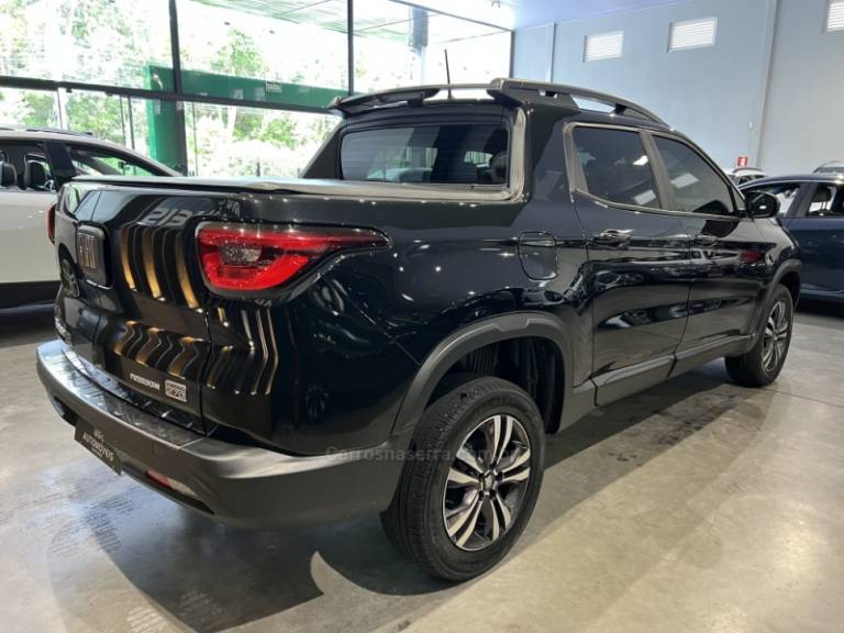 FIAT - TORO - 2024/2025 - Preta - R$ 139.900,00