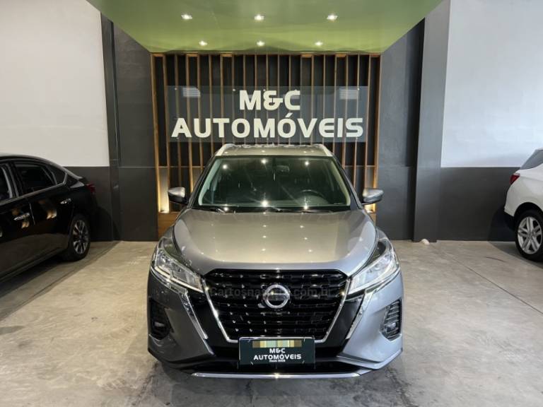NISSAN - KICKS - 2022/2022 - Cinza - R$ 95.900,00