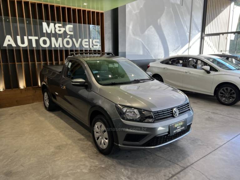 VOLKSWAGEN - SAVEIRO - 2017/2018 - Cinza - R$ 58.900,00