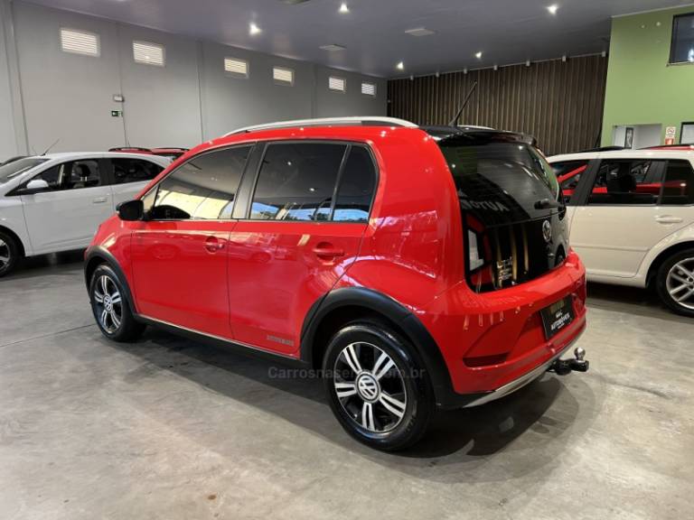 VOLKSWAGEN - UP - 2019/2020 - Vermelha - R$ 65.900,00