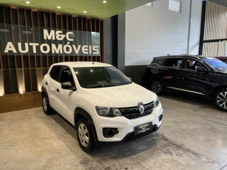 RENAULT - KWID - 2021/2022 - Branca - R$ 44.900,00