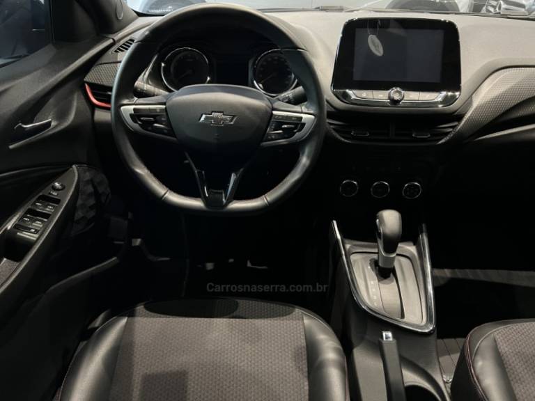 CHEVROLET - ONIX - 2023/2024 - Cinza - R$ 92.900,00