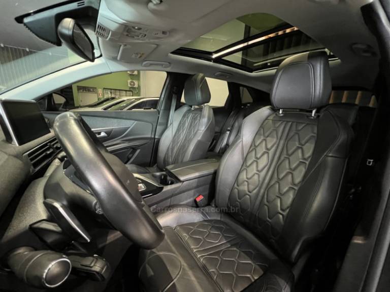 PEUGEOT - 3008 - 2022/2023 - Cinza - R$ 149.900,00