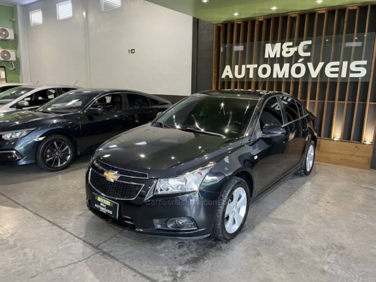 CHEVROLET - CRUZE - 2014/2014 - Preta - R$ 57.900,00