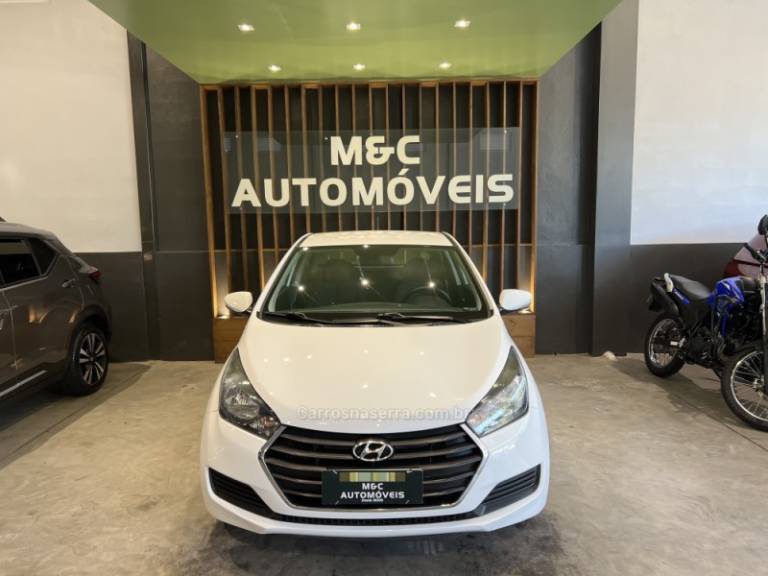 HYUNDAI - HB20 - 2017/2018 - Branca - R$ 54.900,00