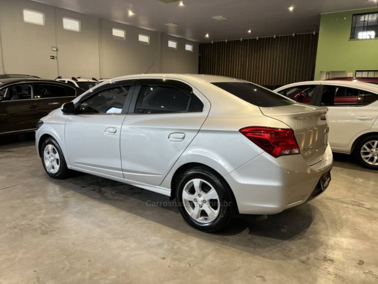 CHEVROLET - PRISMA - 2019/2019 - Prata - R$ 65.900,00