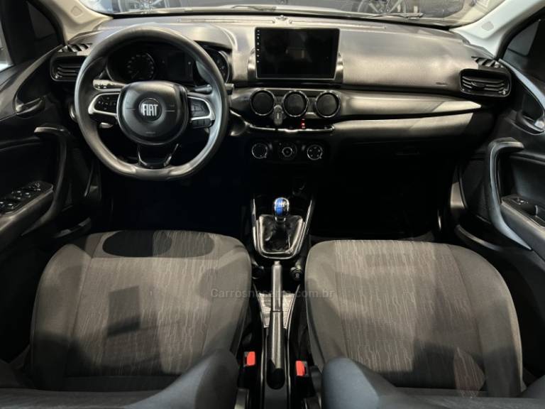FIAT - ARGO - 2021/2022 - Prata - R$ 58.900,00