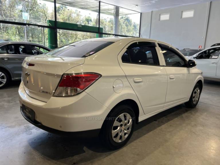 CHEVROLET - PRISMA - 2014/2014 - Branca - R$ 43.900,00