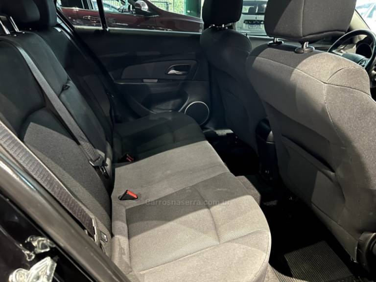 CHEVROLET - CRUZE - 2014/2014 - Preta - R$ 57.900,00