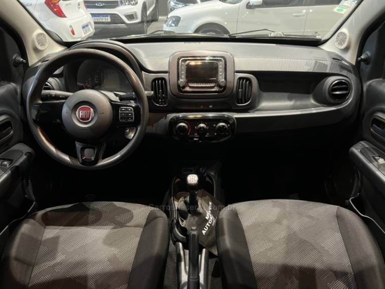 FIAT - MOBI - 2017/2018 - Cinza - R$ 47.900,00