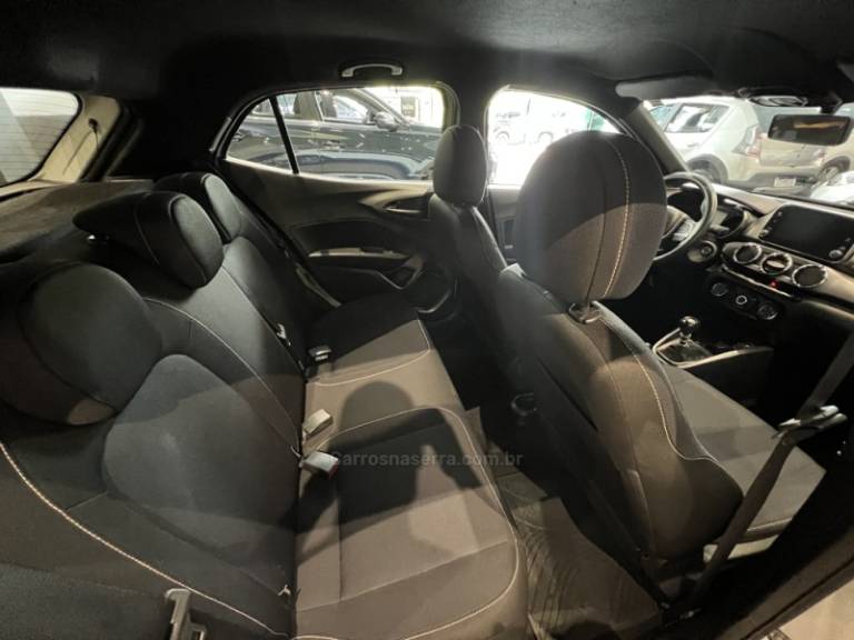 FIAT - ARGO - 2021/2022 - Branca - R$ 74.900,00