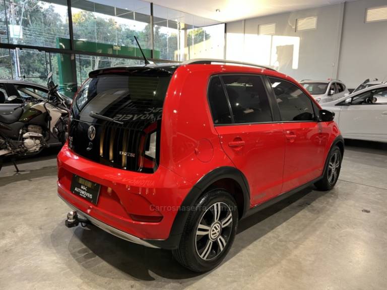 VOLKSWAGEN - UP - 2019/2020 - Vermelha - R$ 65.900,00