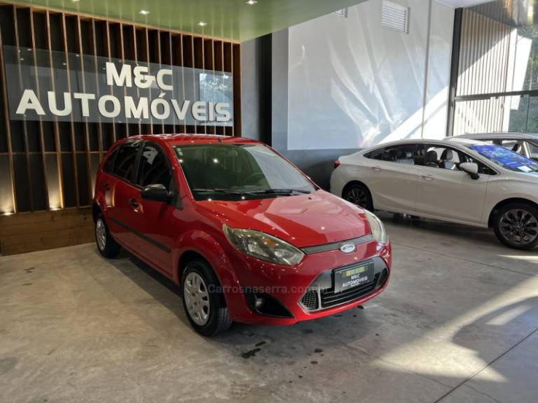 FORD - FIESTA - 2012/2012 - Vermelha - R$ 26.900,00