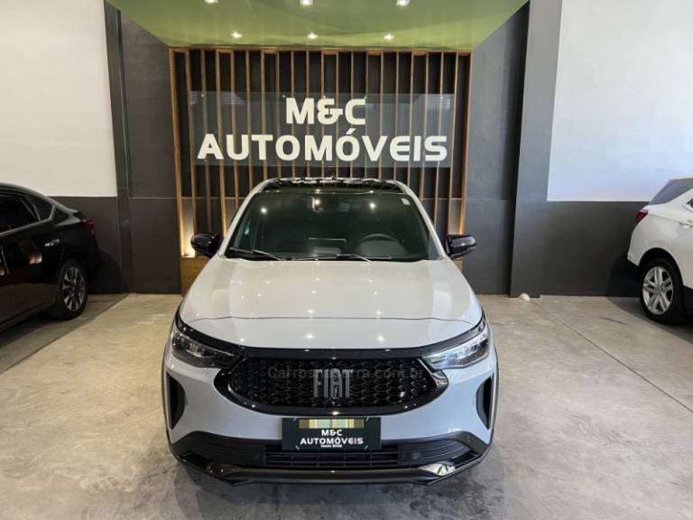 FIAT - FASTBACK - 2023/2024 - Cinza - R$ 122.900,00