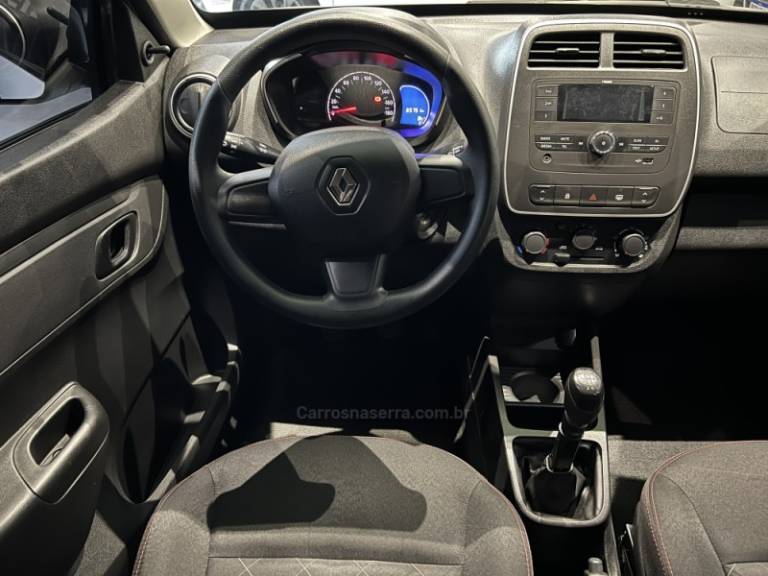 RENAULT - KWID - 2021/2022 - Branca - R$ 44.900,00