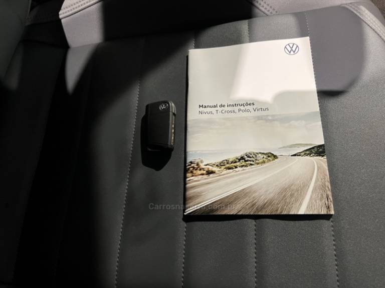 VOLKSWAGEN - NIVUS - 2021/2022 - Cinza - R$ 112.900,00