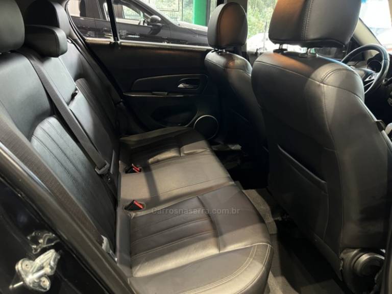 CHEVROLET - CRUZE - 2014/2014 - Preta - R$ 68.900,00