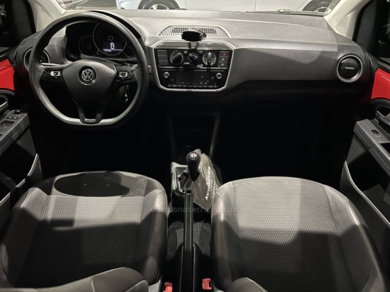 VOLKSWAGEN - UP - 2019/2020 - Vermelha - R$ 65.900,00
