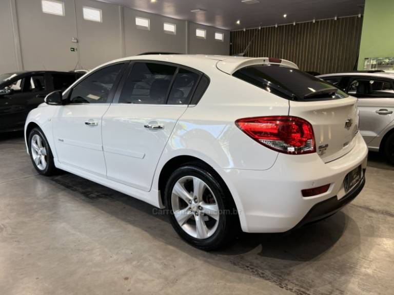 CHEVROLET - CRUZE - 2014/2014 - Branca - R$ 69.900,00