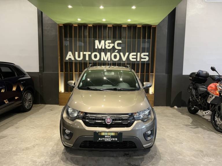 FIAT - MOBI - 2017/2018 - Cinza - R$ 47.900,00