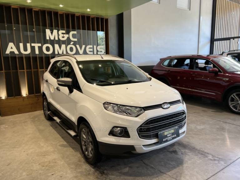 FORD - ECOSPORT - 2013/2013 - Branca - R$ 53.900,00
