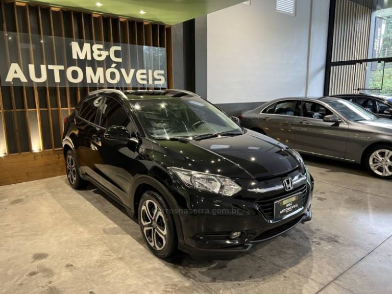 HONDA - HR-V - 2016/2016 - Preta - R$ 83.900,00