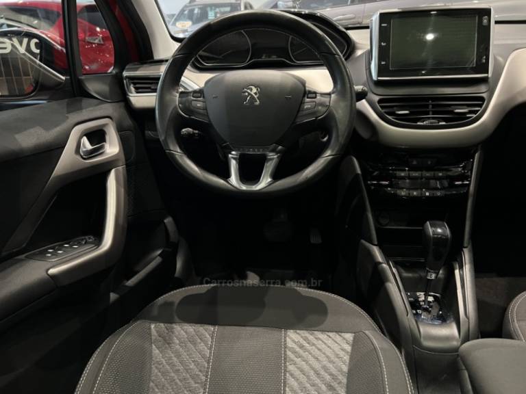PEUGEOT - 208 - 2018/2019 - Vermelha - R$ 63.900,00