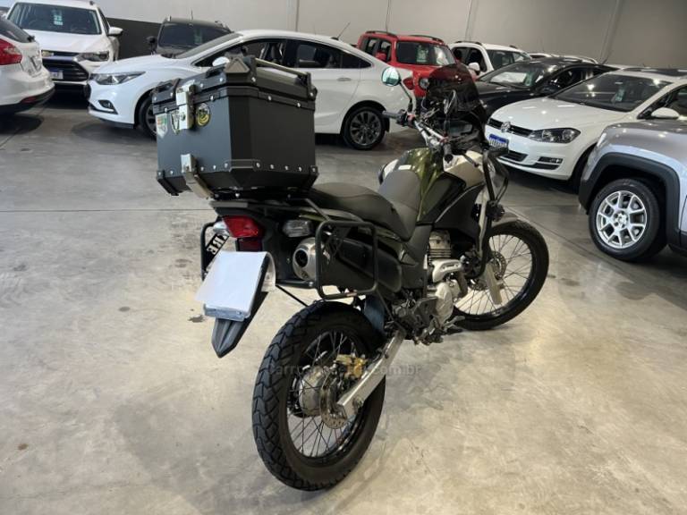 HONDA - XRE 300 - 2018/2018 - Verde - R$ 24.900,00