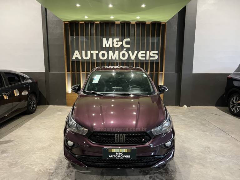 FIAT - CRONOS - 2022/2022 - Vermelha - R$ 70.900,00