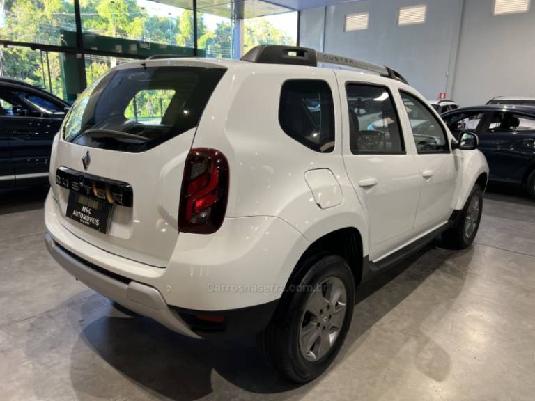 RENAULT - DUSTER - 2018/2019 - Branca - R$ 69.900,00