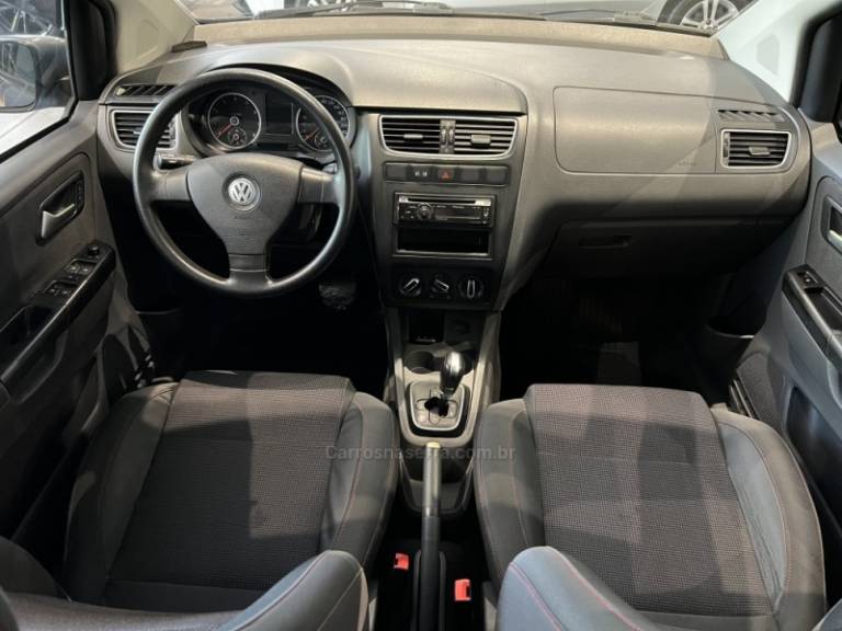 VOLKSWAGEN - FOX - 2010/2011 - Cinza - R$ 34.900,00