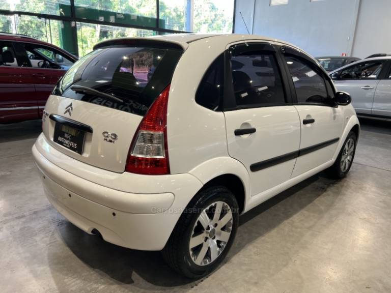 CITROËN - C3 - 2011/2012 - Branca - R$ 28.900,00