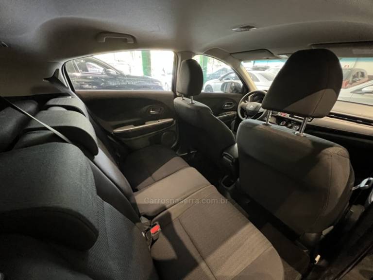 HONDA - HR-V - 2016/2016 - Preta - R$ 82.900,00