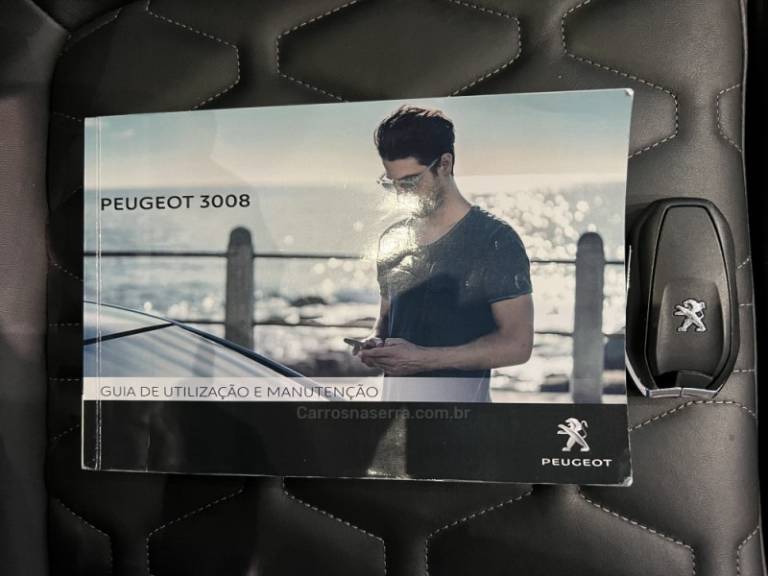 PEUGEOT - 3008 - 2022/2023 - Cinza - R$ 149.900,00