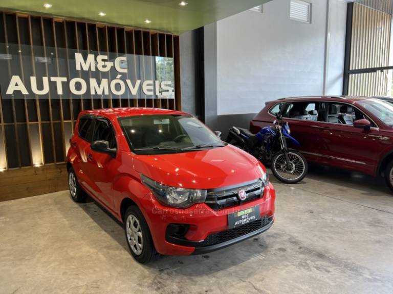 FIAT - MOBI - 2017/2017 - Vermelha - R$ 41.900,00