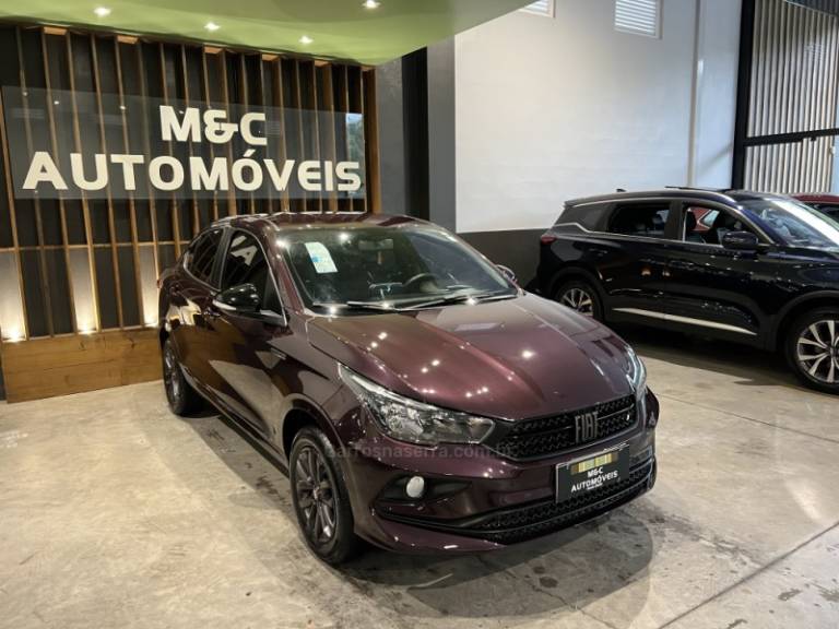 FIAT - CRONOS - 2022/2022 - Vermelha - R$ 70.900,00