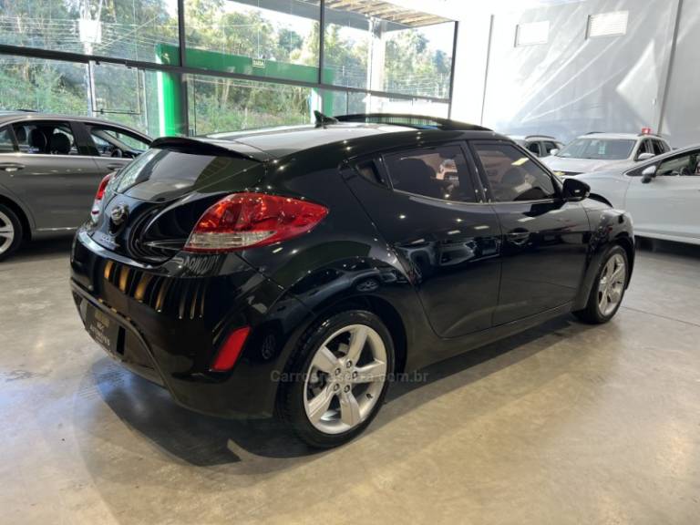 HYUNDAI - VELOSTER - 2011/2012 - Preta - R$ 59.900,00