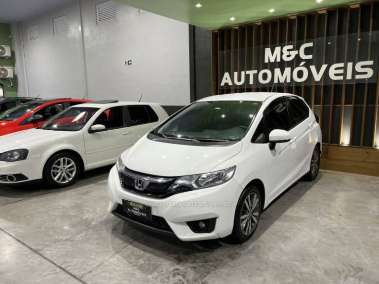 HONDA - FIT - 2014/2015 - Branca - R$ 64.900,00