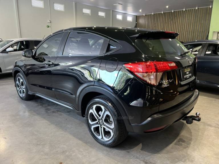 HONDA - HR-V - 2016/2016 - Preta - R$ 82.900,00