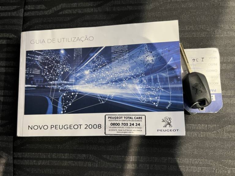 PEUGEOT - 2008 - 2019/2020 - Vermelha - R$ 65.900,00