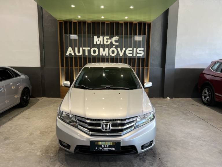 HONDA - CITY - 2013/2014 - Prata - R$ 59.900,00
