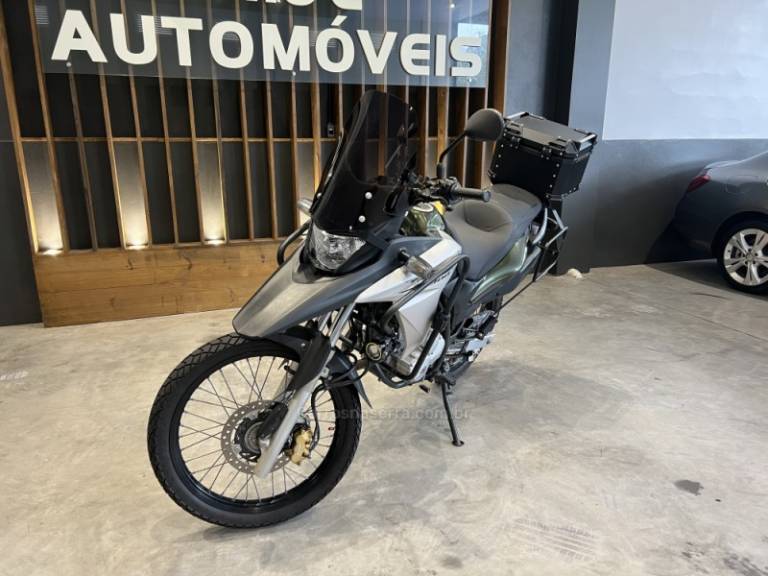 HONDA - XRE 300 - 2018/2018 - Verde - R$ 24.900,00