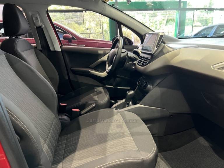 PEUGEOT - 2008 - 2019/2020 - Vermelha - R$ 65.900,00